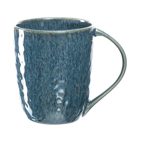 Keramiktasse MATERA blau mit strukturierter Oberflaeche und Henkel