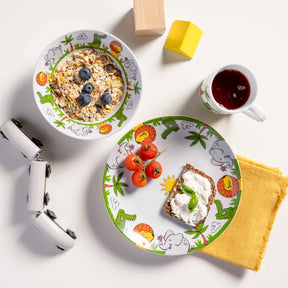 Kindergeschirr BAMBINI mit Tiermotiven, gedeckter Frühstückstisch mit Müsli und Toast
