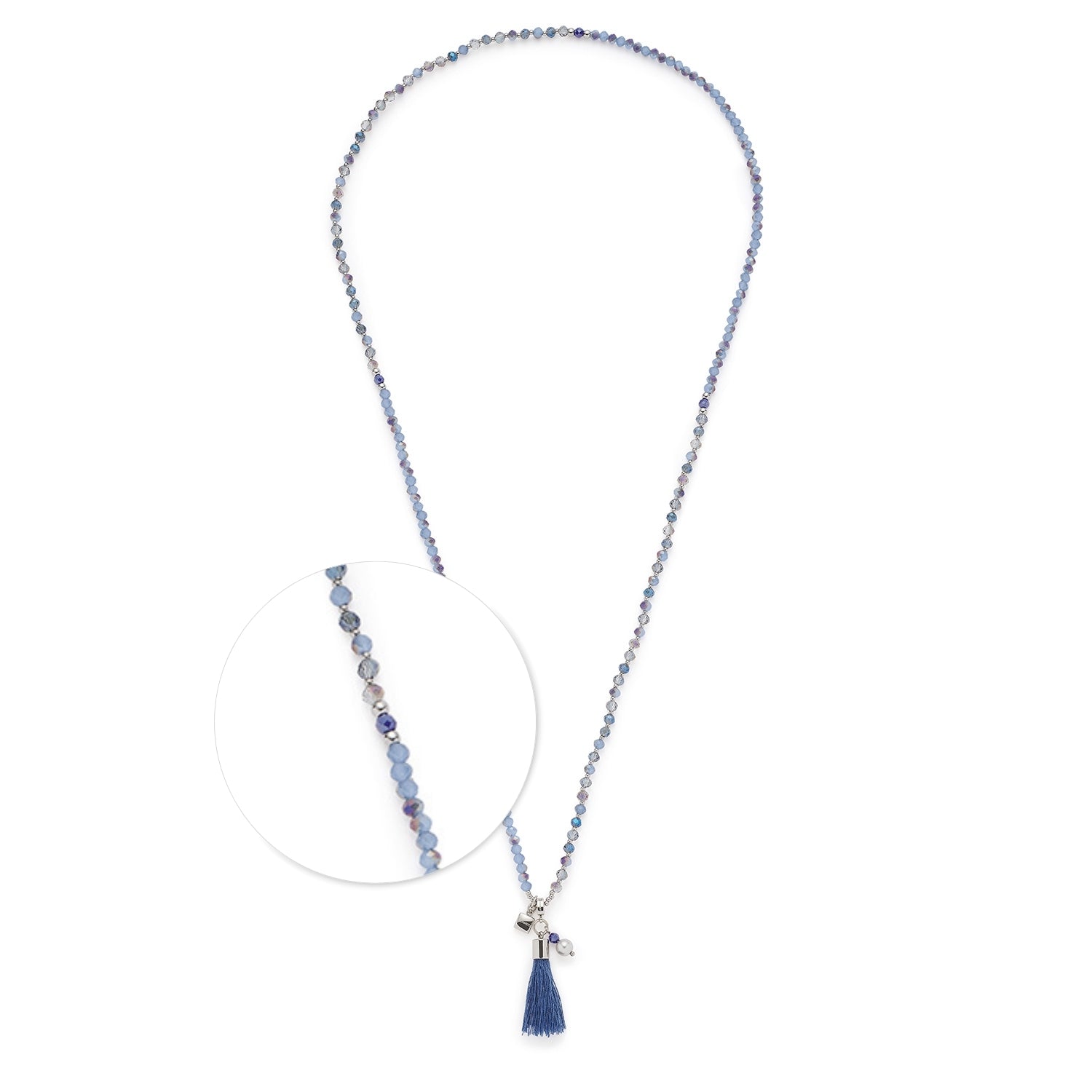 Halskette DONNA 80 cm blau mit Glasperlen und Quastenverzierung, Detailausschnitt der Perlenkette