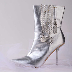 Silberner Stiefel mit mehreren Anhängern IRA Clip & Mix an Ketten