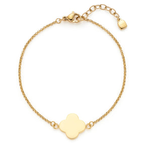 Armband METTE gold mit vier-blättriger Kleeblatt-Plakette auf weißem Hintergrund