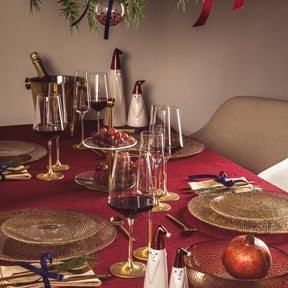 Festlich gedeckter Tisch mit Etagere CENA gold und Weihnachtsdeko