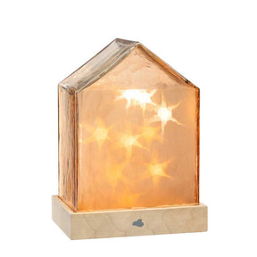 LED Haus 18 cm amber MAGICO mit warmweissen Lichtern, Holzsockel, freigestellt vor weissem Hintergrund