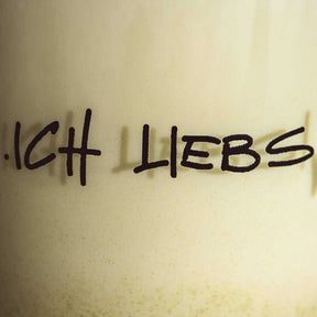 Tasse mit handschriftlicher Gravur "ich liebs