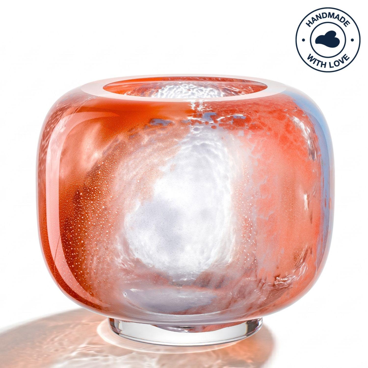 Vase CIPRIA DUE orange aus Glas mit rundem, bauchigem Design auf weißem Hintergrund