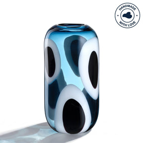 Vase OCCHI BLU mit schwarzen und weissen Augenmustern auf blauem Glas
