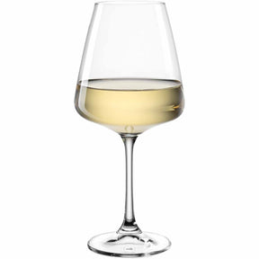 Weißweinglas PALADINO mit Weißwein gefüllt, Einzelglas vor weißem Hintergrund