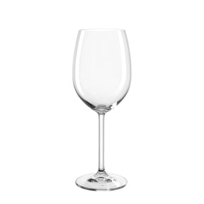 Rotweinglas DAILY 460 ml, klares Glas, Stielglas auf weißem Hintergrund